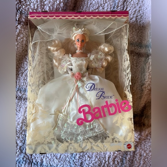 Vintage 1991 Dream Bride Barbie - Picture 11 of 11